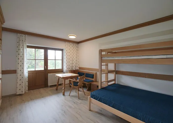 Dreigiebel Im Haus Lohrey Apartment Reit im Winkl