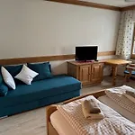 Dreigiebel Im Haus Lohrey